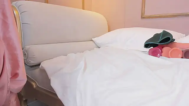 perlapreciosa - PerlaPreciosa's free webcam - UK Sex Cams