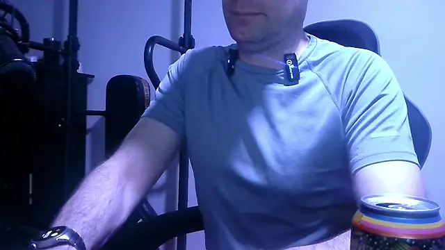 lazybonezz - Lazybonezz's free webcam