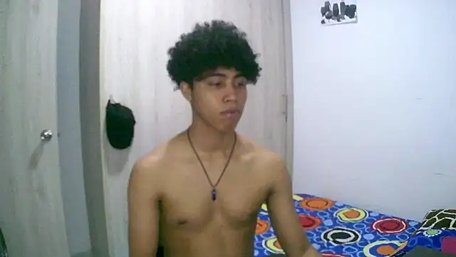 joused_dominic webcam