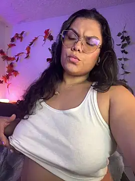 kittylu__ - Kittylu__'s free webcam - UK Sex Cams