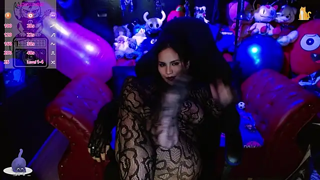 kureiji_hentaii webcam