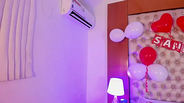 Ashanti_Moreno webcam