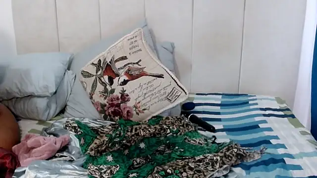 SplendidThalita webcam