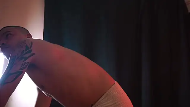 AlphaMasterXxx webcam