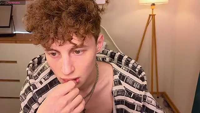 crisp1n (M young) - CUM