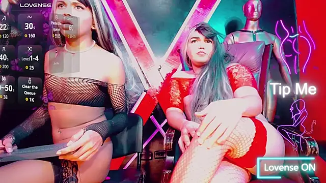 Cristal_and_noha webcam