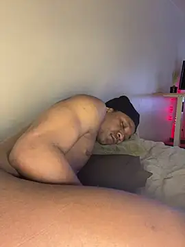 BIGBLACKLEGDAXXX webcam