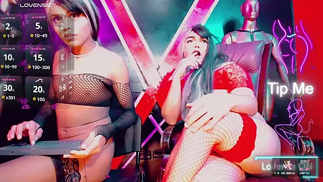 Cristal_and_noha webcam