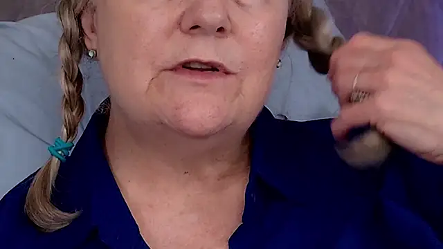 Kaitlyn_Winters webcam