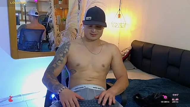 Alexander_ferre webcam