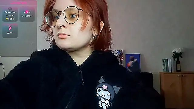 Kira_Chain webcam
