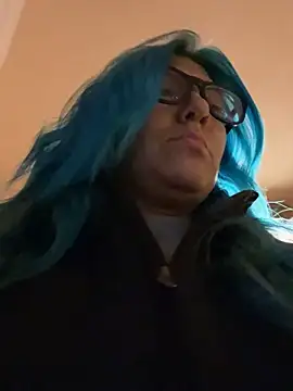 littlemisseeve - LittleMissEeve's free webcam - UK Sex Cams