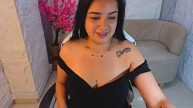 Aliz_Cooper_Tx webcam