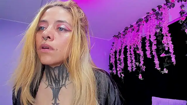 Dakota_Angell_ webcam