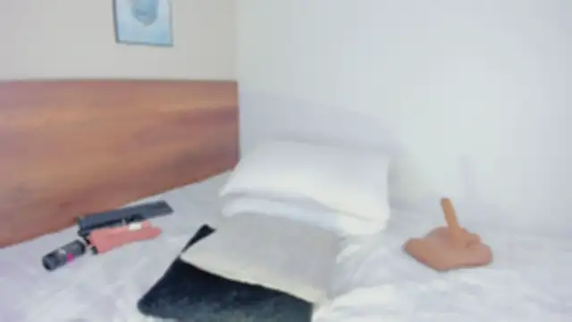 Niicol_Jenner webcam