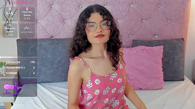 MirandaLawrens_ webcam