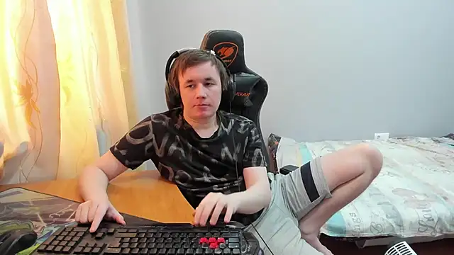 iliaskrislove webcam