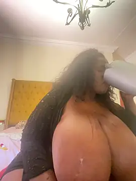 xXXSexyamazon webcam