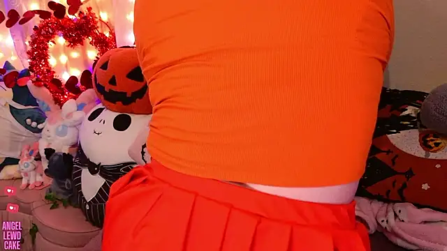 Angel-Lewd-Cake webcam