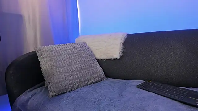 leoo_miller - Leoo_Miller's free webcam