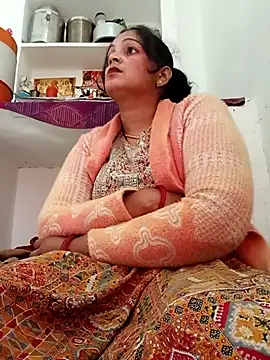 Webcam Model (Mohni_love) is live