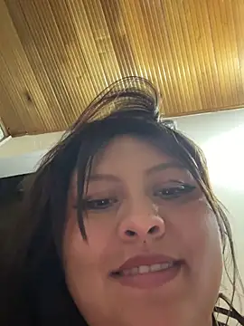 Webcam Model (Larissa_Antonella)  is live.Free join now!