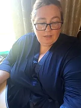 Iceprincess2bad4u webcam