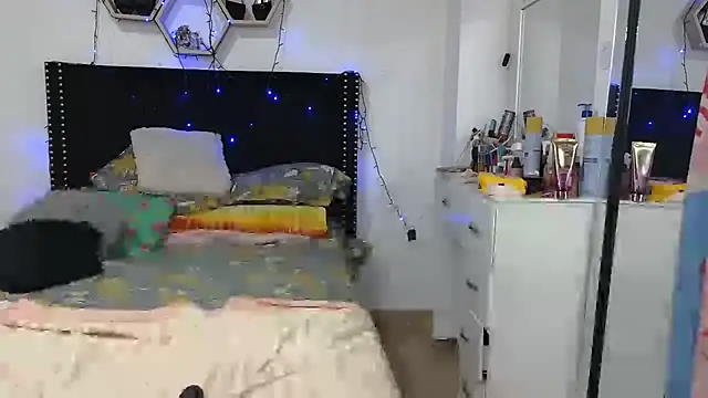 charlotte_077 webcam