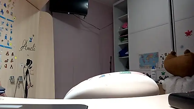 WaltraudPattie webcam