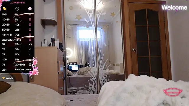 Yevgeshka-Milashka webcam