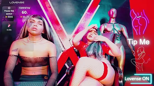 Cristal_and_noha webcam