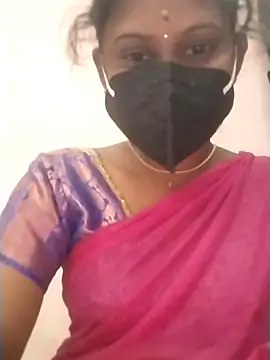Tamil_Nathiya1 webcam