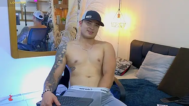 Alexander_ferre webcam