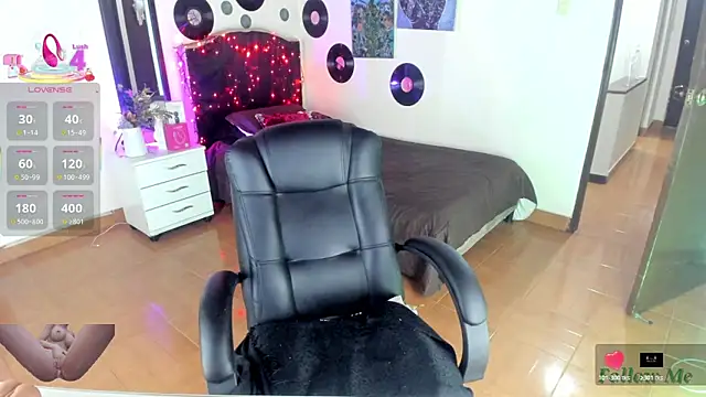 vampirellaa_crazy_ - Vampirellaa_crazy_'s free webcam - UK Sex Cams