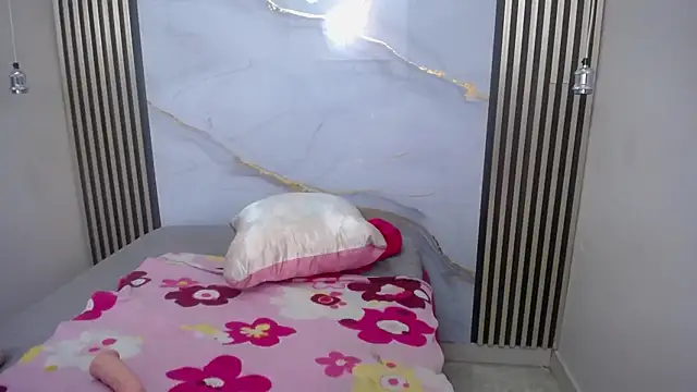 Miah-Princess webcam