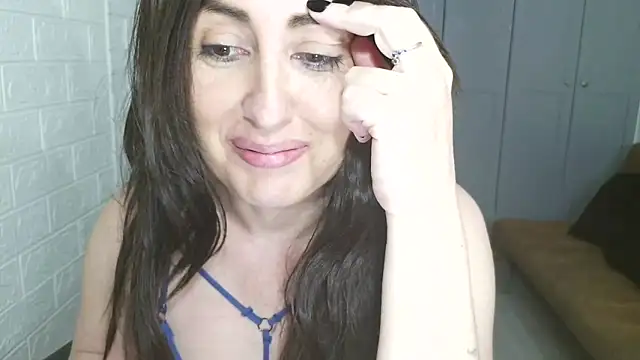 naughty_sarahh - Naughty_sarahh's free webcam - UK Sex Cams