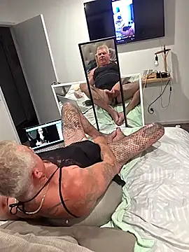 Handsolo_porn webcam