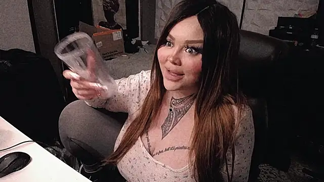 sheylagoddess11 webcam