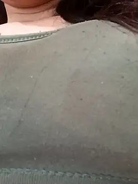 CuteSarikaLIVE webcam