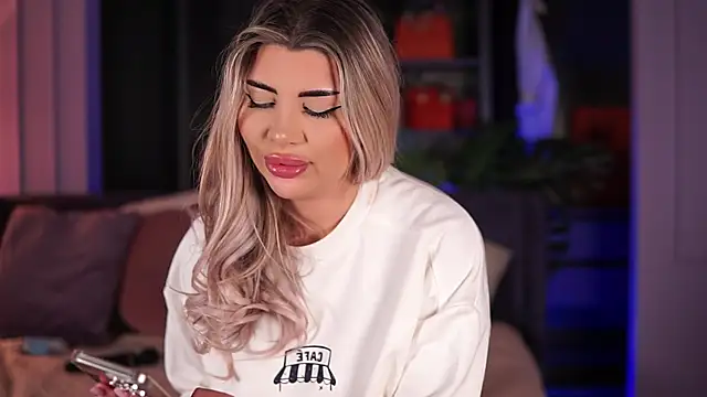 Monique_Celeste webcam