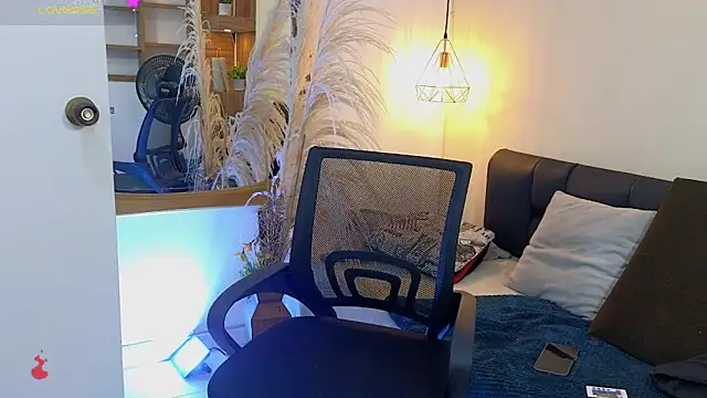 Alexander_ferre webcam