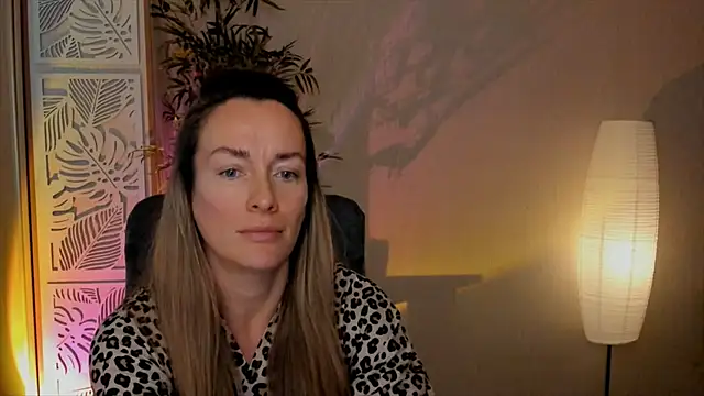 RebeccaMartinez webcam