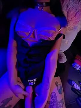 mmmminaDarling webcam