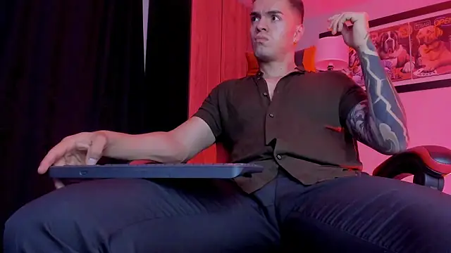 ALPHA_DOMINUS_ webcam