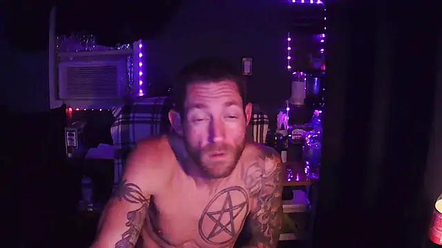 kingcole2390 - KingCole2390's free webcam