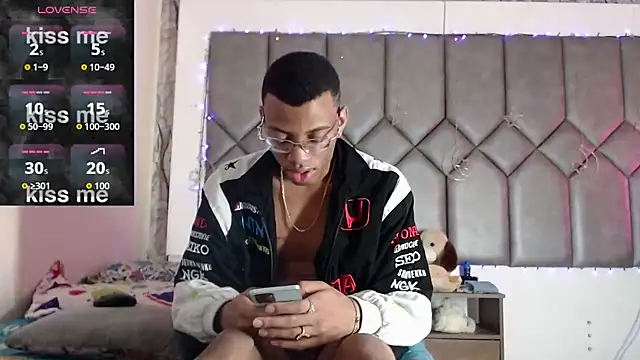 Tiffany_Valentine15 webcam