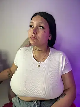 Webcam Model (Miia__Taylor)  is live.Free join now!