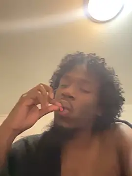 pussyeater_- - Pussyeater_-'s free webcam - UK Sex Cams