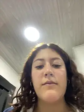 lizzy_luminair webcam