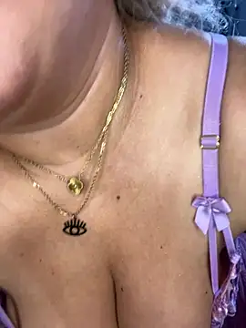 Melissa_Bianco webcam